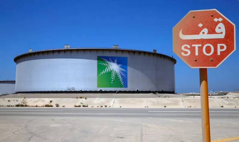 সৌদির সবচেয়ে বড় তেল শোধনাগারে ইরানের ড্রোন হামলা